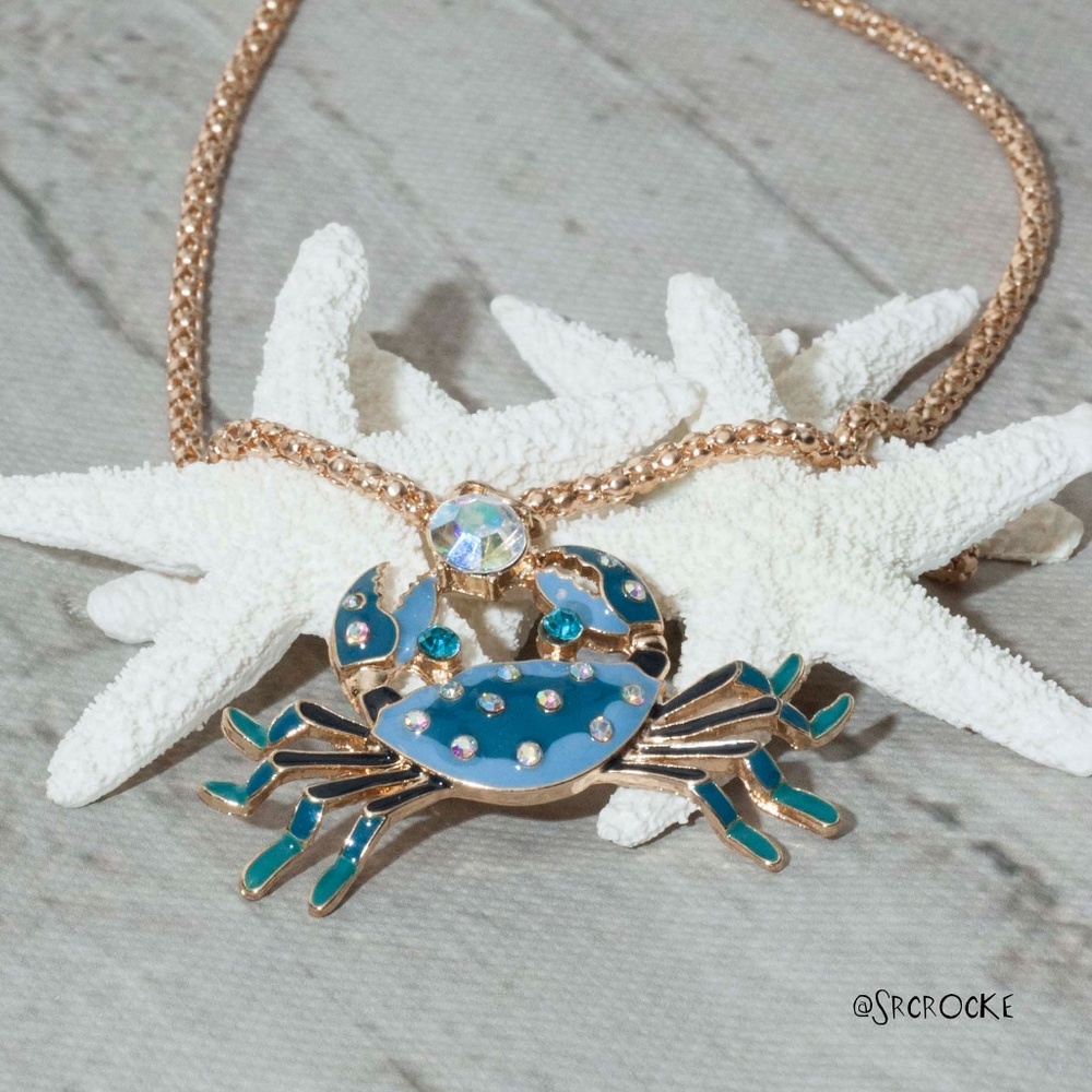NWT Adorable Blue Crab Rhinestone Necklace
